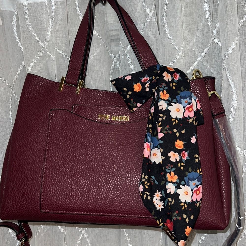 NWT Steve Madden purse (burgundy) *HOST PICK
